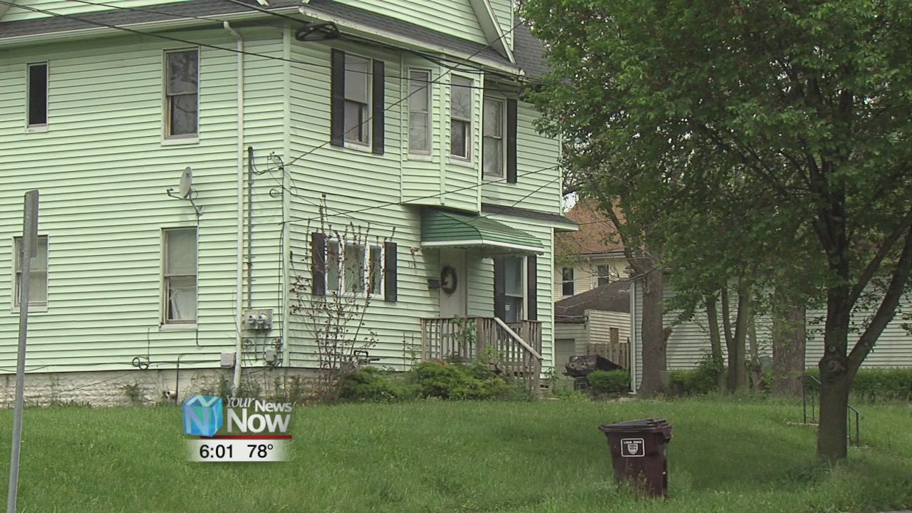 LPD investigating an early Saturday morning stabbing